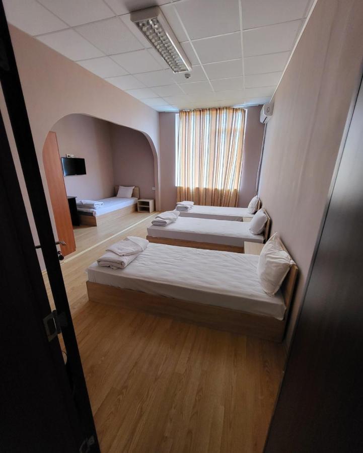 Provans Famili Hotel Letnitsa Εξωτερικό φωτογραφία