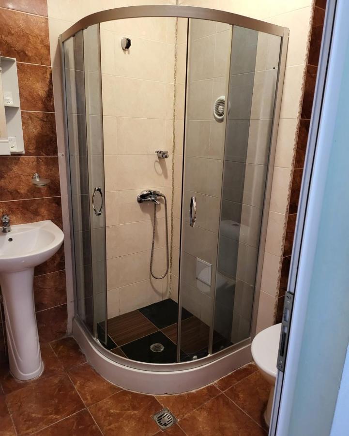 Provans Famili Hotel Letnitsa Εξωτερικό φωτογραφία