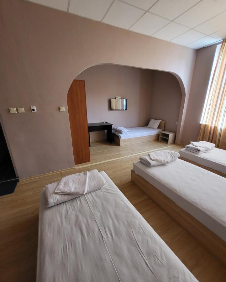 Provans Famili Hotel Letnitsa Εξωτερικό φωτογραφία