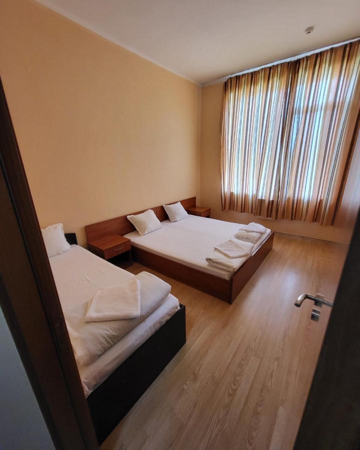 Provans Famili Hotel Letnitsa Εξωτερικό φωτογραφία