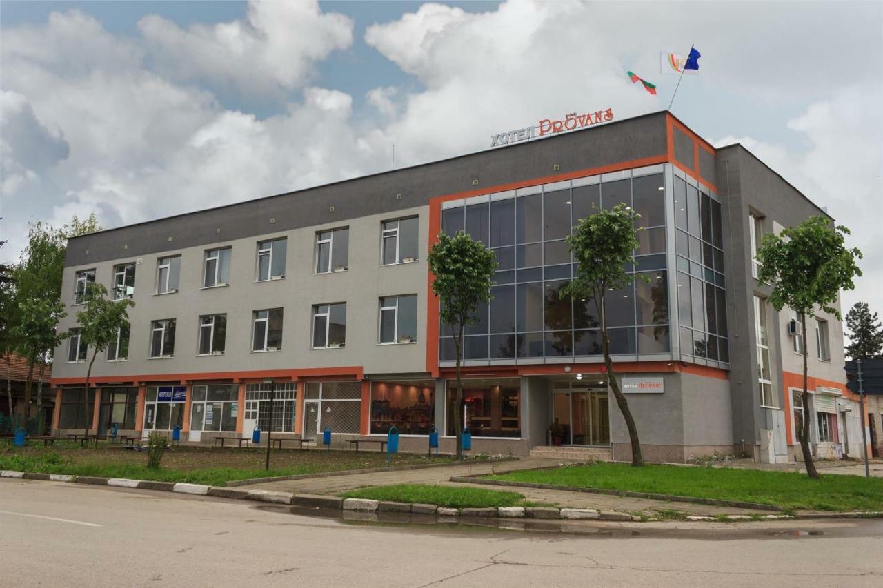 Provans Famili Hotel Letnitsa Εξωτερικό φωτογραφία