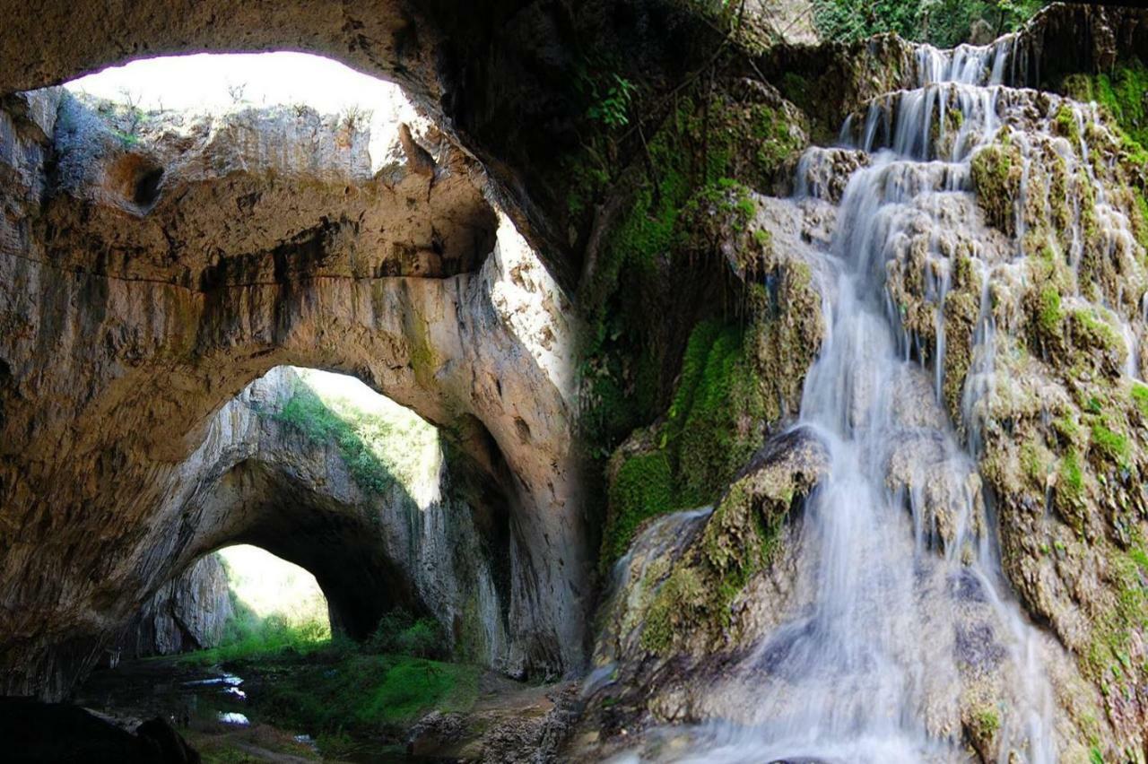 Provans Famili Hotel Letnitsa Εξωτερικό φωτογραφία